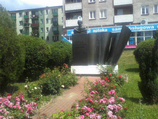 1016831_149700801891359_557573275_n